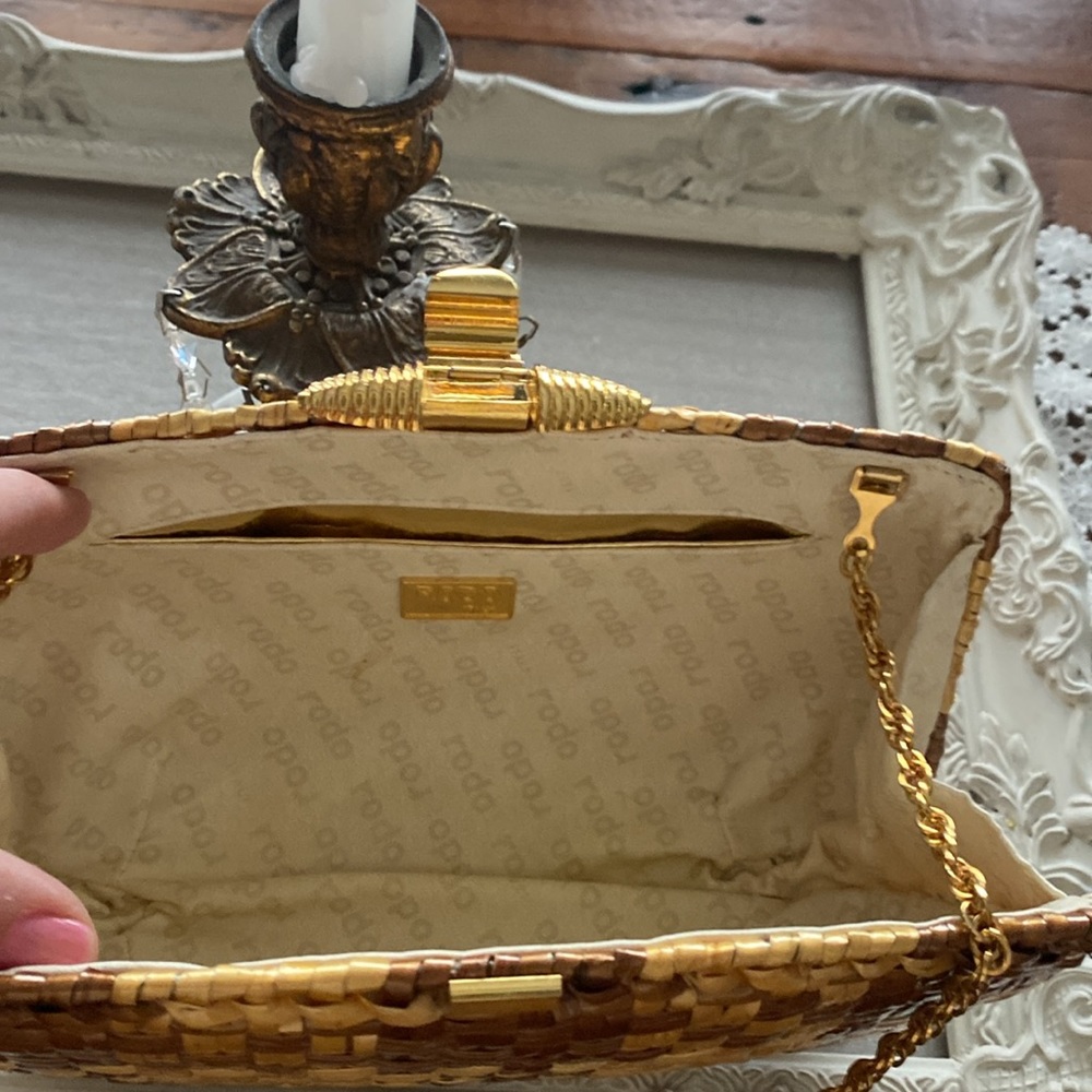Vintage RODA Italy Hard Shell Purse.  In Excellent Condition. - Picture 2 of 3